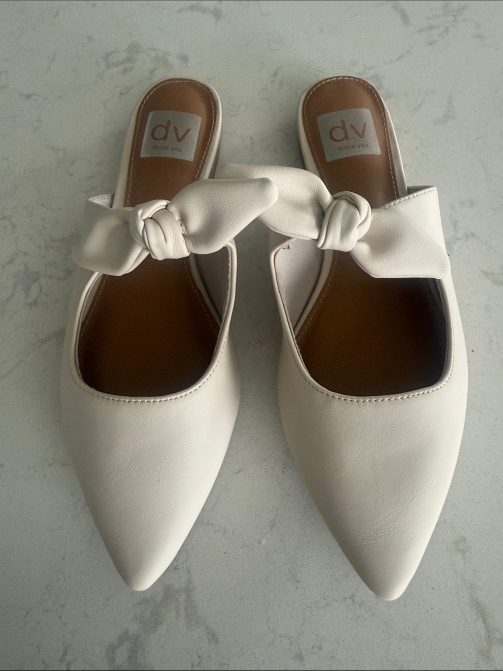DV Dolce Vita Charletta Ivory Mules w/ Bow - Size 7 1/2